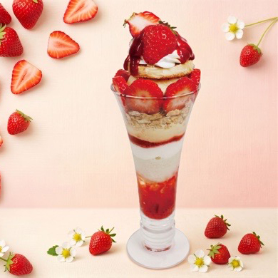 【季節限定】4/13(月)より「苺のミルフィーユパフェ」が新登場！